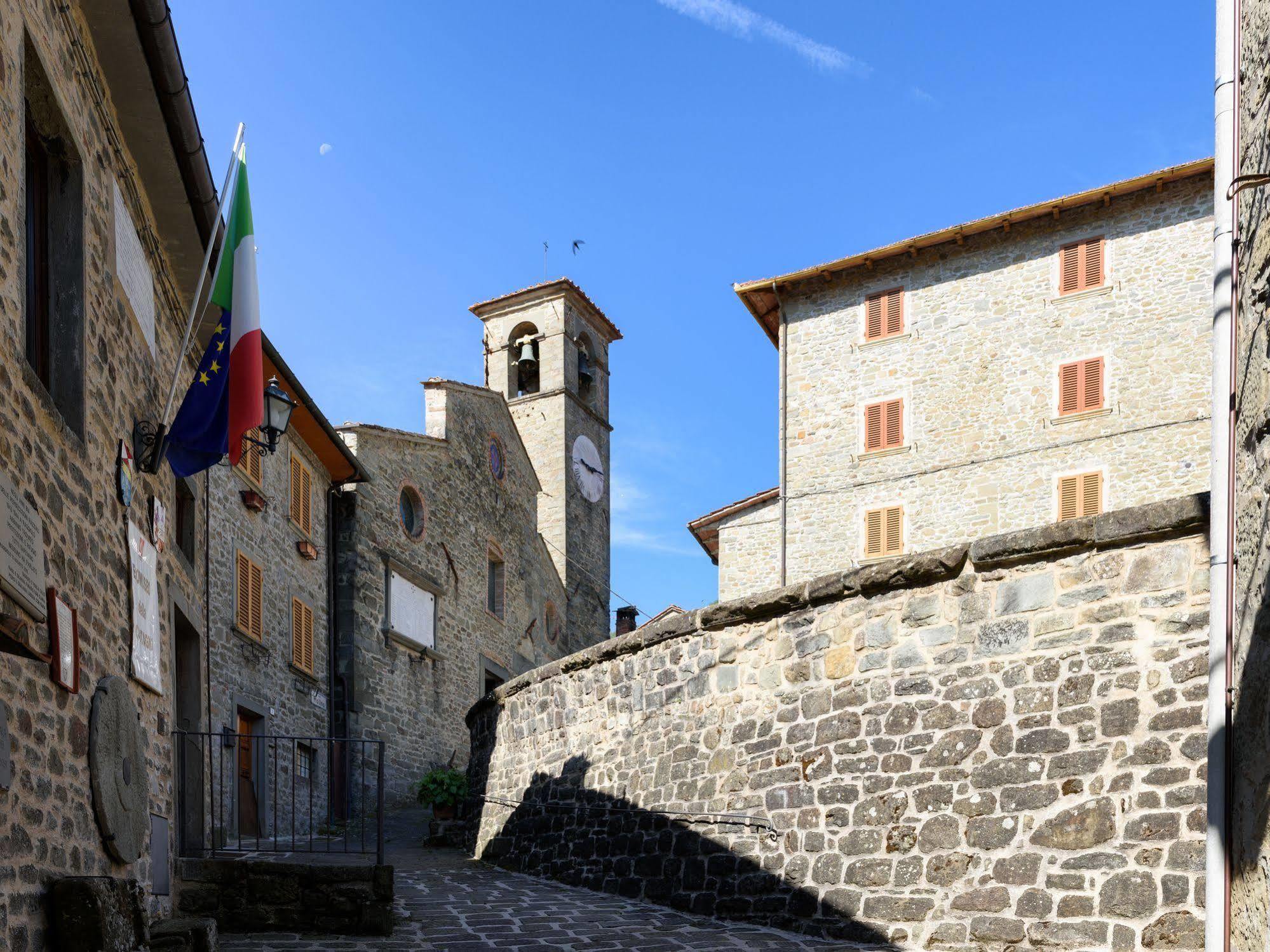 Borgo Dei Corsi Holiday House Reggiolo Exterior foto